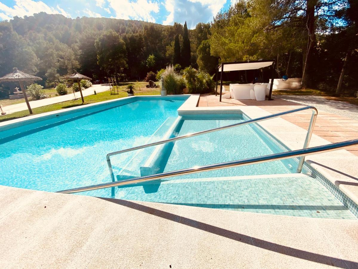 Private Villas Puerto Pollensa For Family Groups, Private Mountain Ideal For Runners, Trailers, Hikers, It Is Approximately 3 Minute Walk From The Beach Екстериор снимка