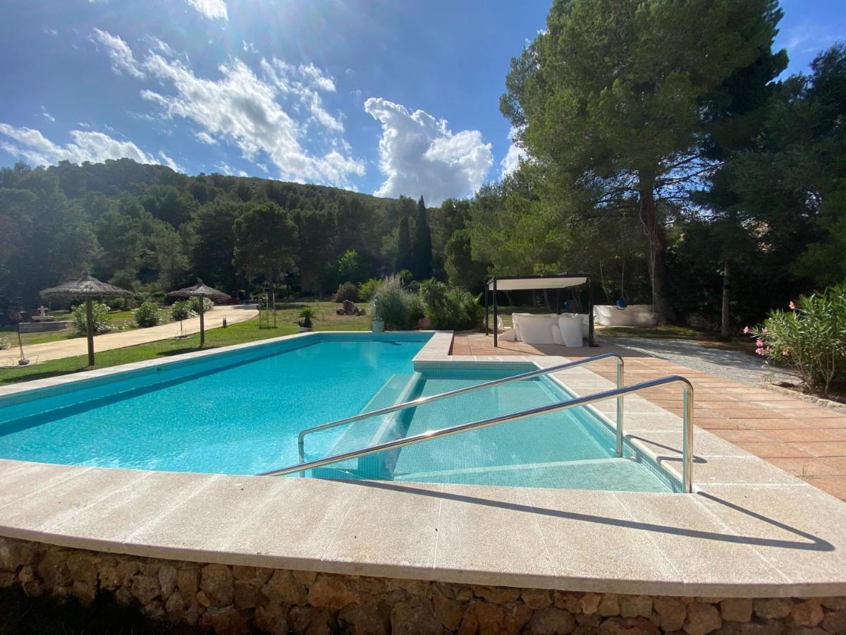 Private Villas Puerto Pollensa For Family Groups, Private Mountain Ideal For Runners, Trailers, Hikers, It Is Approximately 3 Minute Walk From The Beach Екстериор снимка