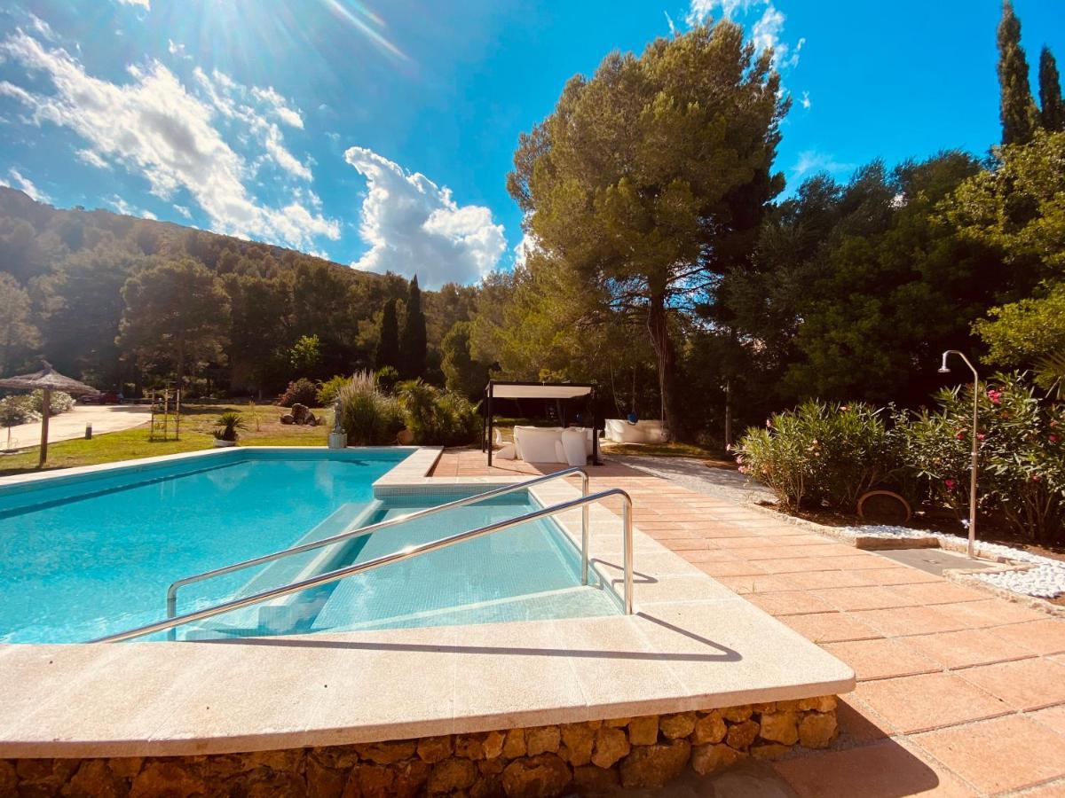 Private Villas Puerto Pollensa For Family Groups, Private Mountain Ideal For Runners, Trailers, Hikers, It Is Approximately 3 Minute Walk From The Beach Екстериор снимка