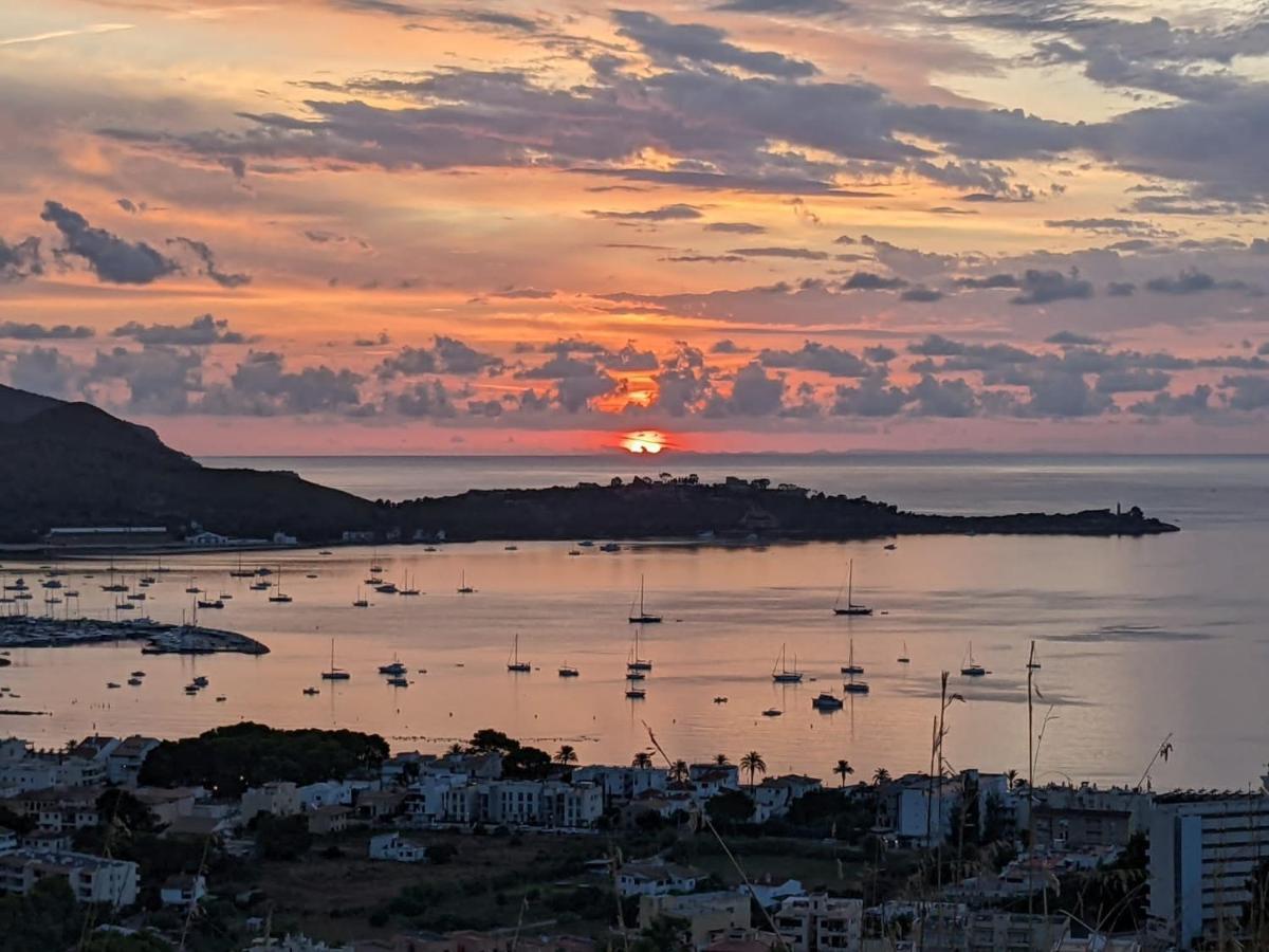 Private Villas Puerto Pollensa For Family Groups, Private Mountain Ideal For Runners, Trailers, Hikers, It Is Approximately 3 Minute Walk From The Beach Екстериор снимка