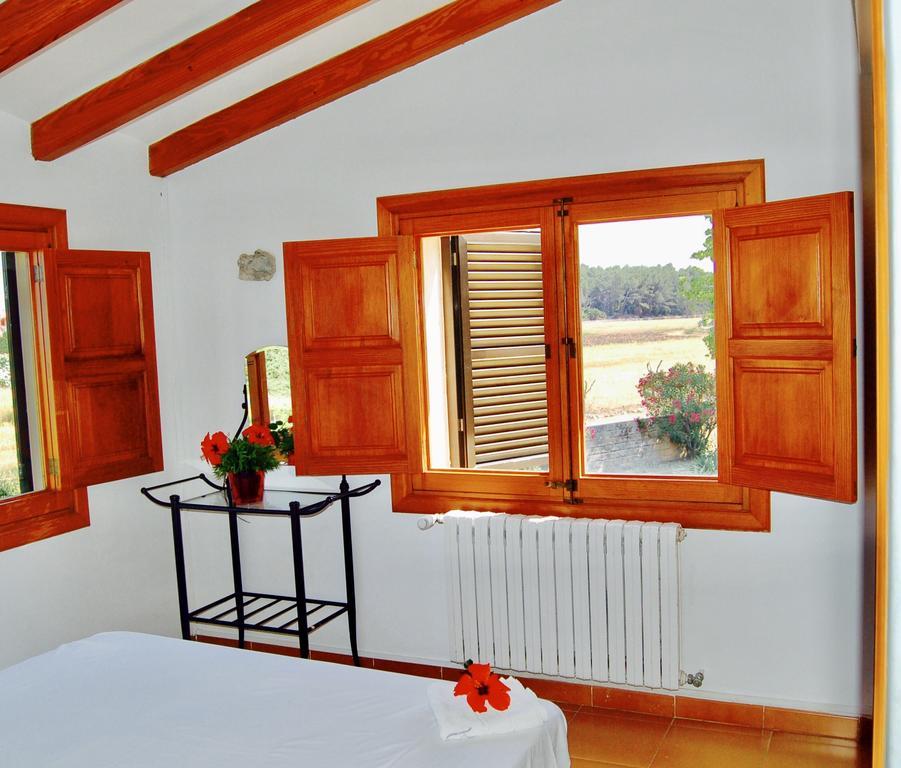 Private Villas Puerto Pollensa For Family Groups, Private Mountain Ideal For Runners, Trailers, Hikers, It Is Approximately 3 Minute Walk From The Beach Екстериор снимка