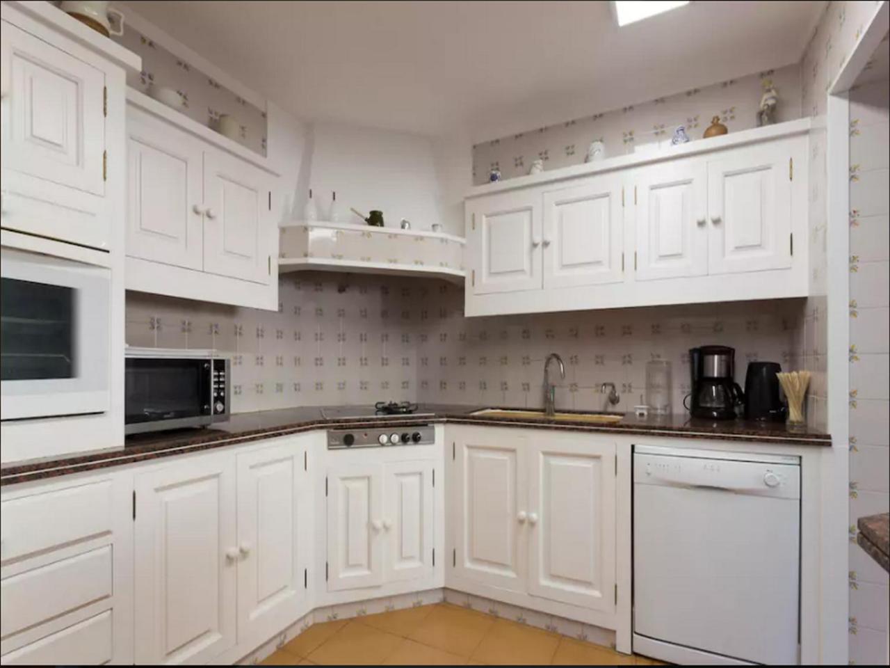 Private Villas Puerto Pollensa For Family Groups, Private Mountain Ideal For Runners, Trailers, Hikers, It Is Approximately 3 Minute Walk From The Beach Екстериор снимка